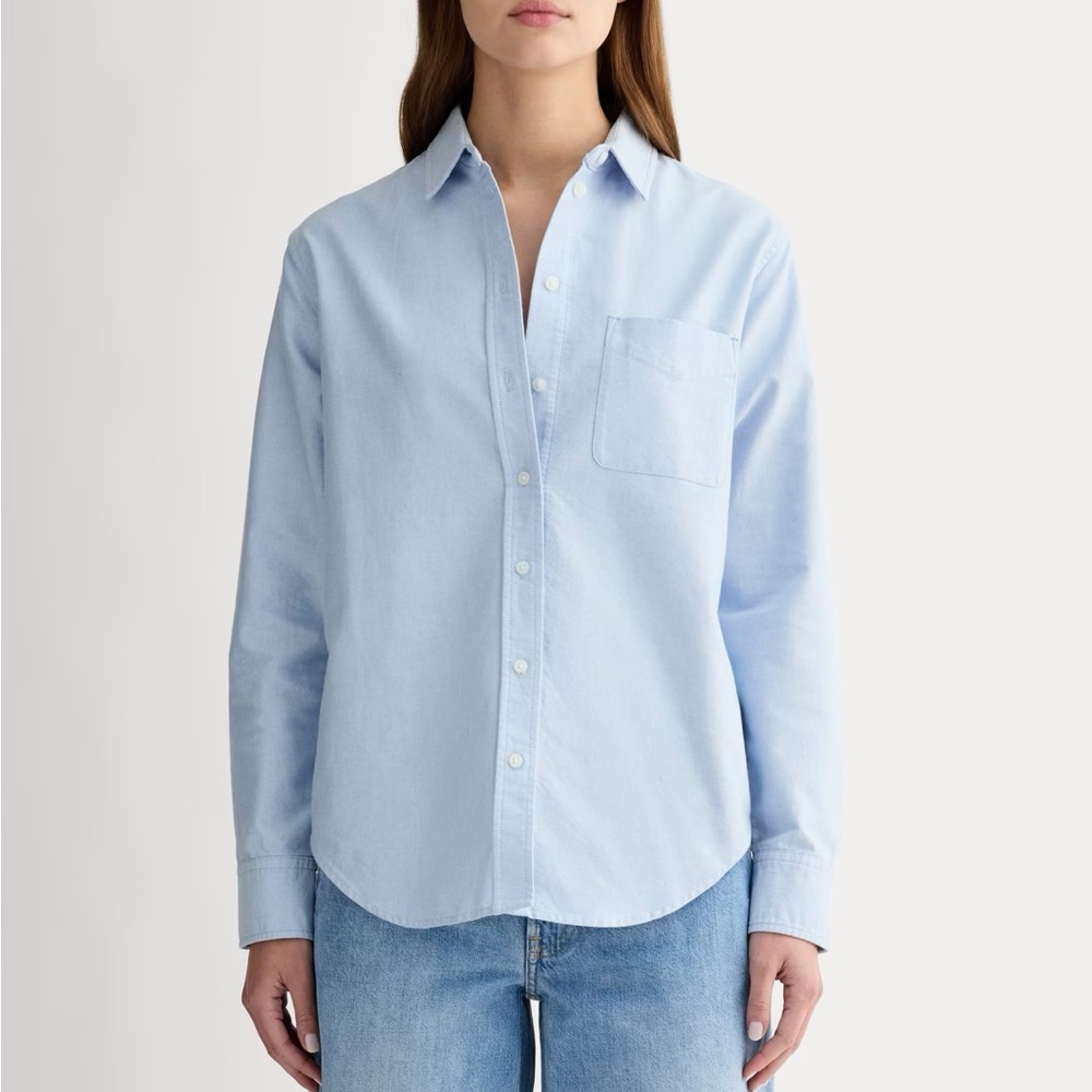 NWT Everlane The Must-Have Oxford Shirt in Light Blue